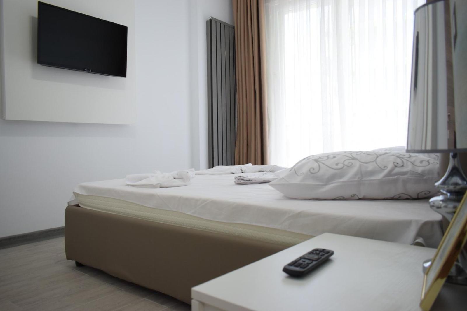 Alz Beach Apartments In Alezzi Beach Resort Năvodari Exteriör bild