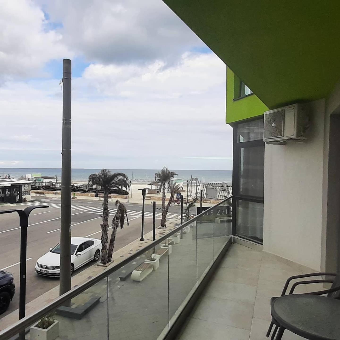 Alz Beach Apartments In Alezzi Beach Resort Năvodari Exteriör bild